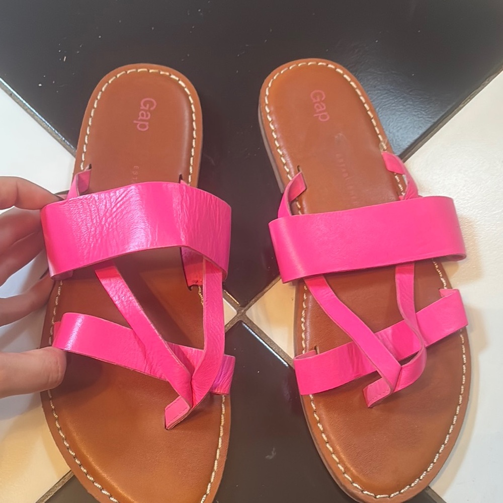 GAP genuine leather pink sandals